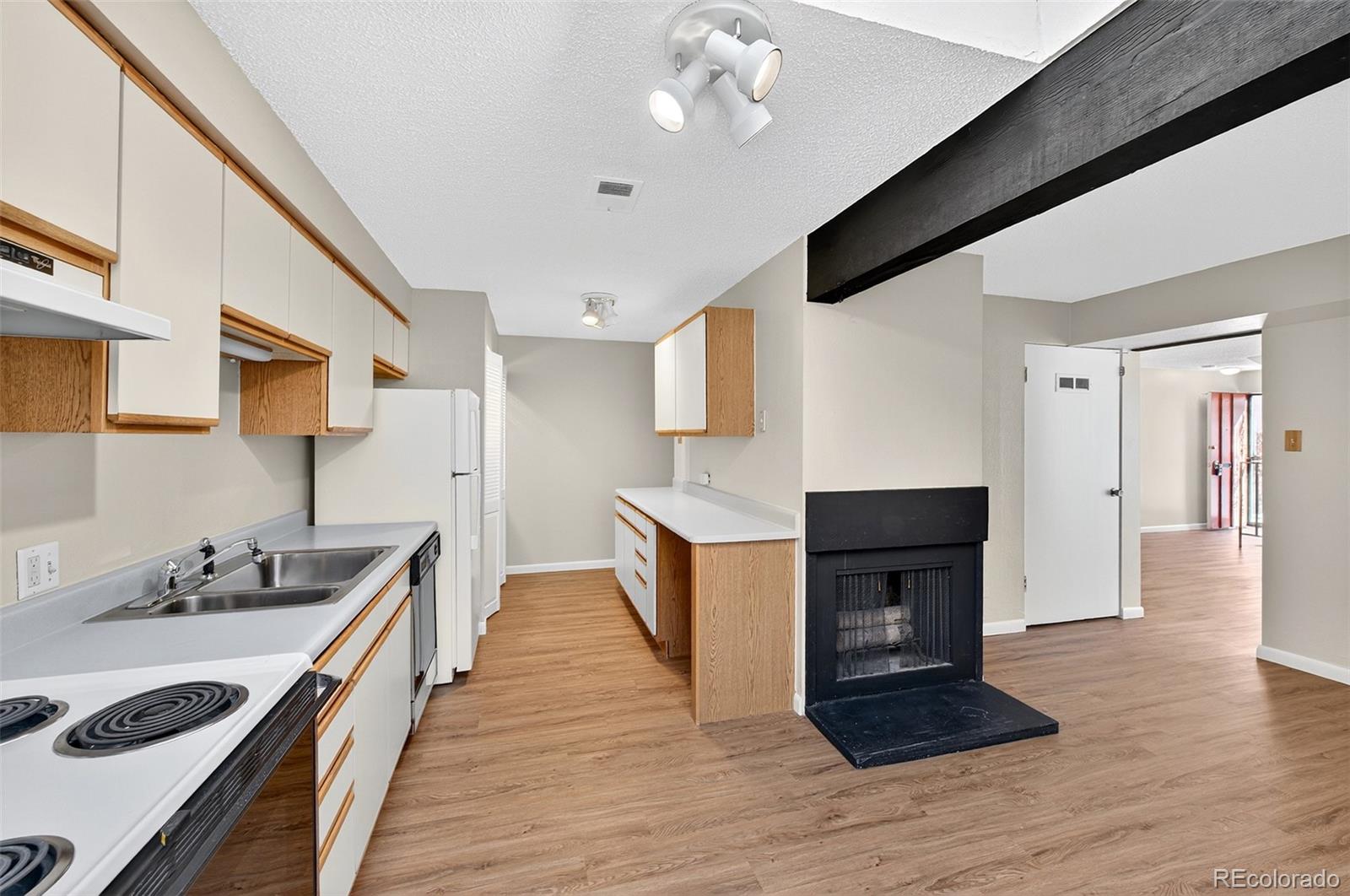 MLS Image #13 for 6434 e bates avenue,denver, Colorado