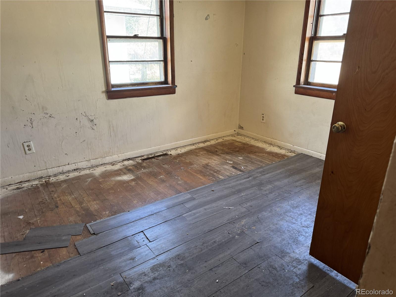 MLS Image #5 for 141 e bromley lane,brighton, Colorado