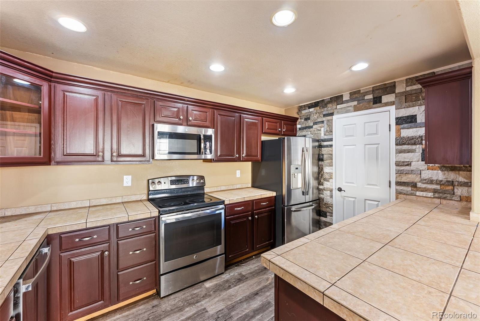 MLS Image #6 for 4879  turning leaf way,colorado springs, Colorado
