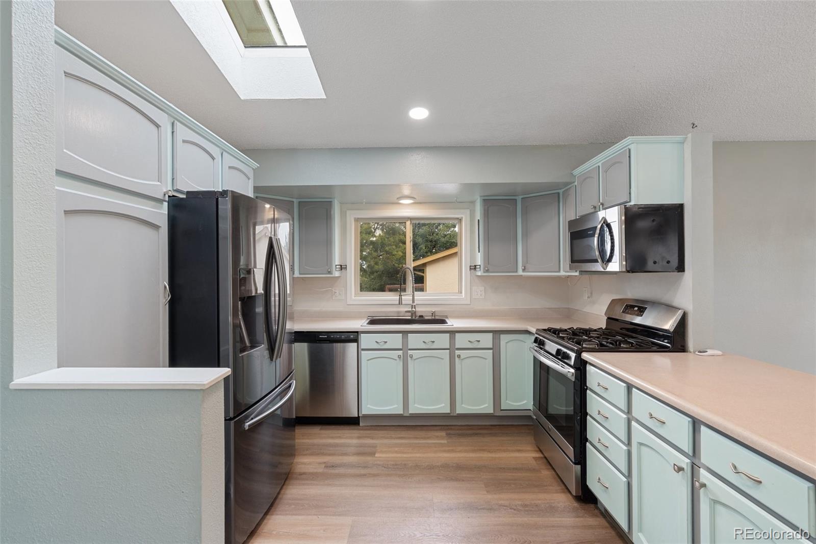 MLS Image #7 for 5045 n splendid circle,colorado springs, Colorado