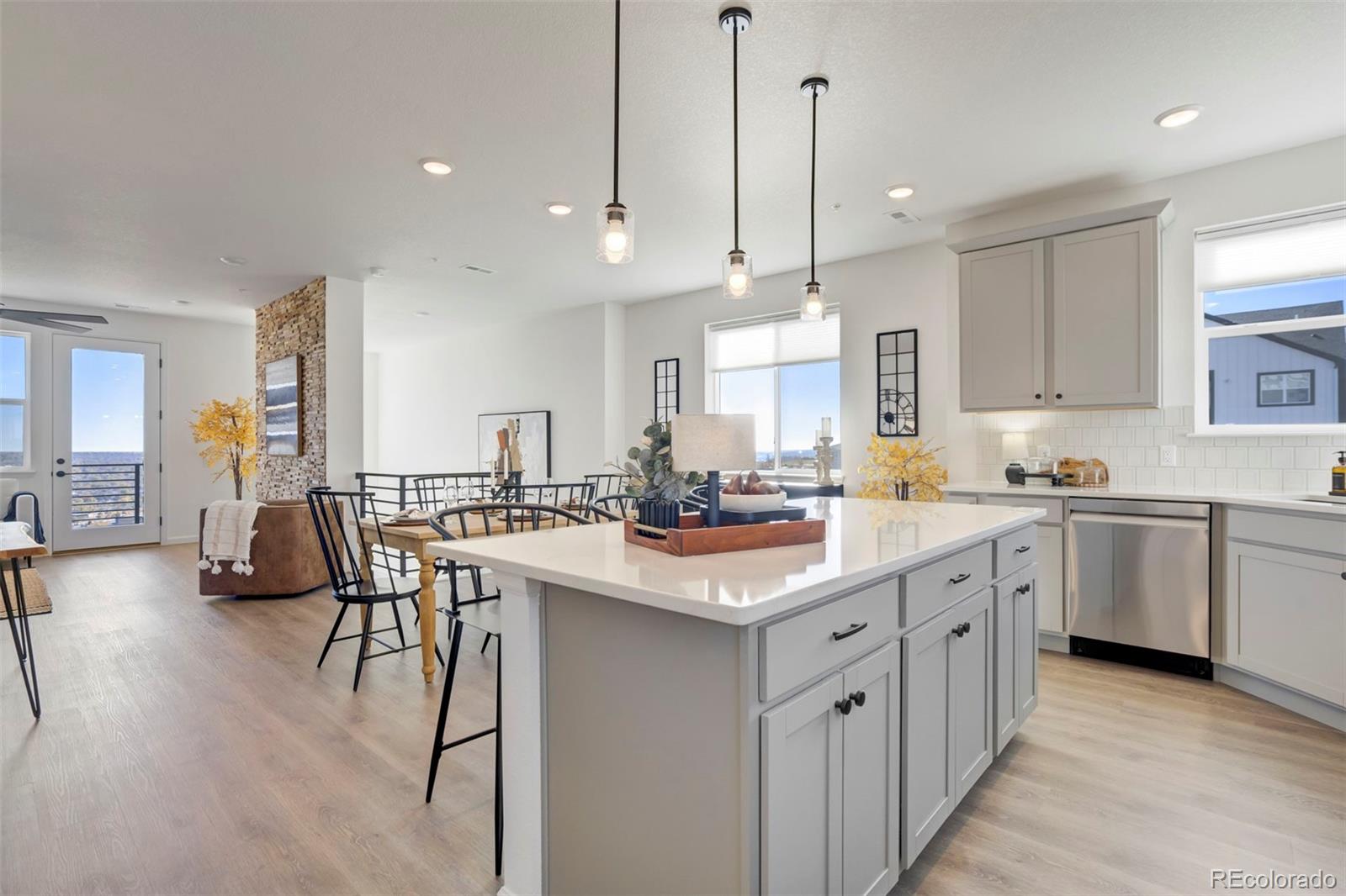 MLS Image #17 for 897  beckton heights,colorado springs, Colorado