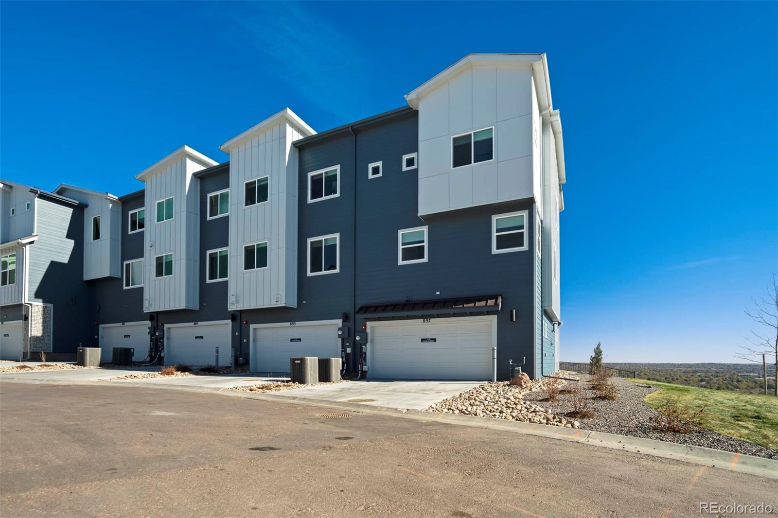MLS Image #43 for 897  beckton heights,colorado springs, Colorado