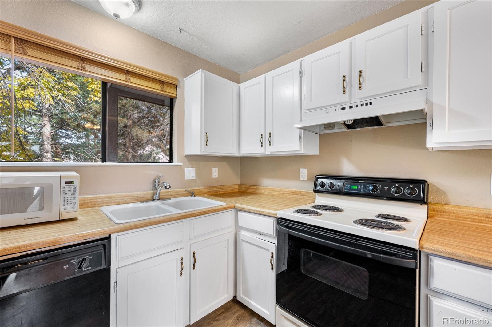 MLS Image #10 for 8613  clay street,westminster, Colorado