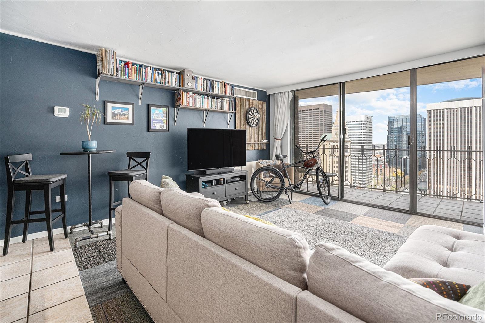 MLS Image #1 for 1020  15th street 24i,denver, Colorado
