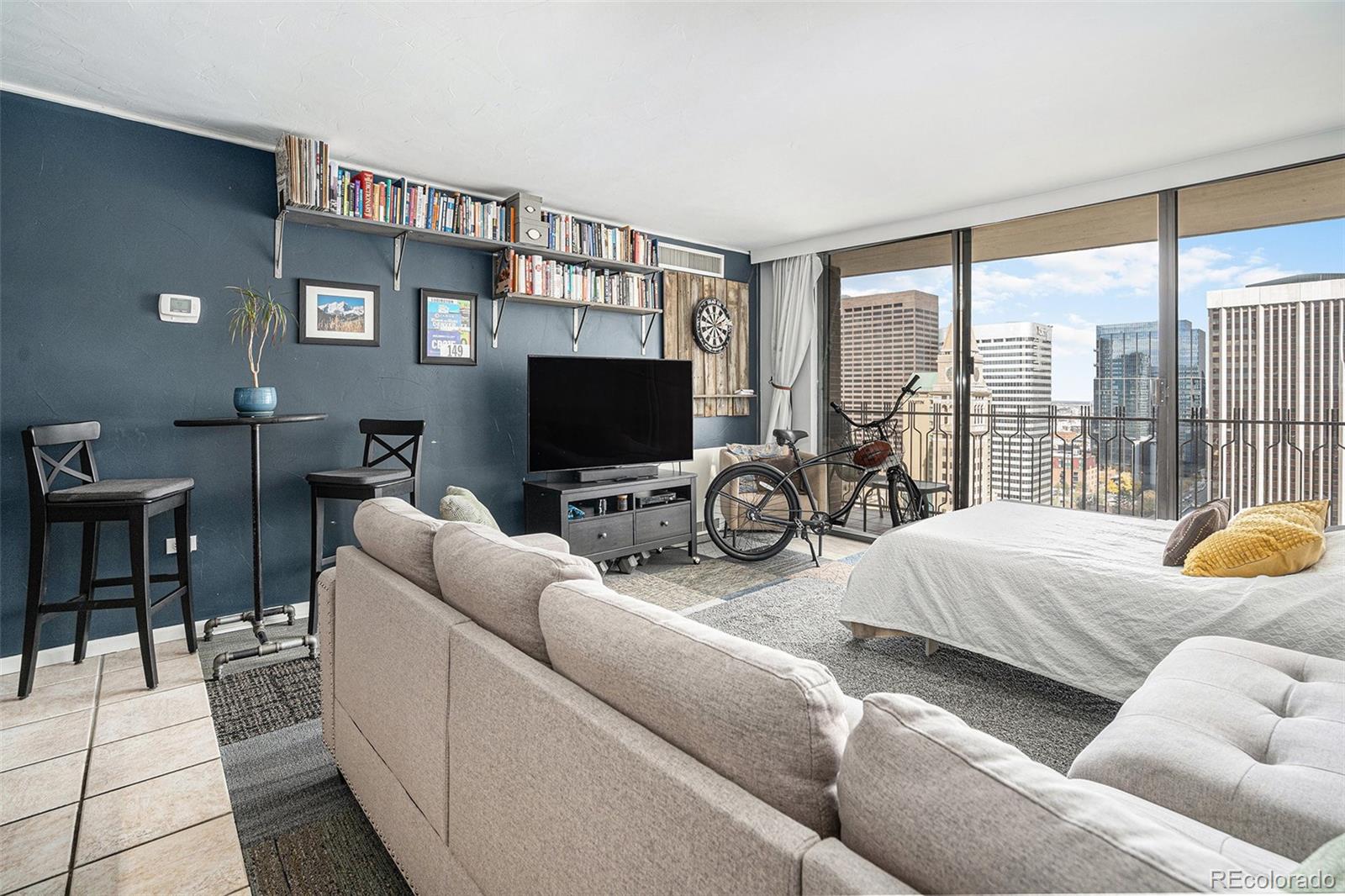 MLS Image #3 for 1020  15th street 24i,denver, Colorado