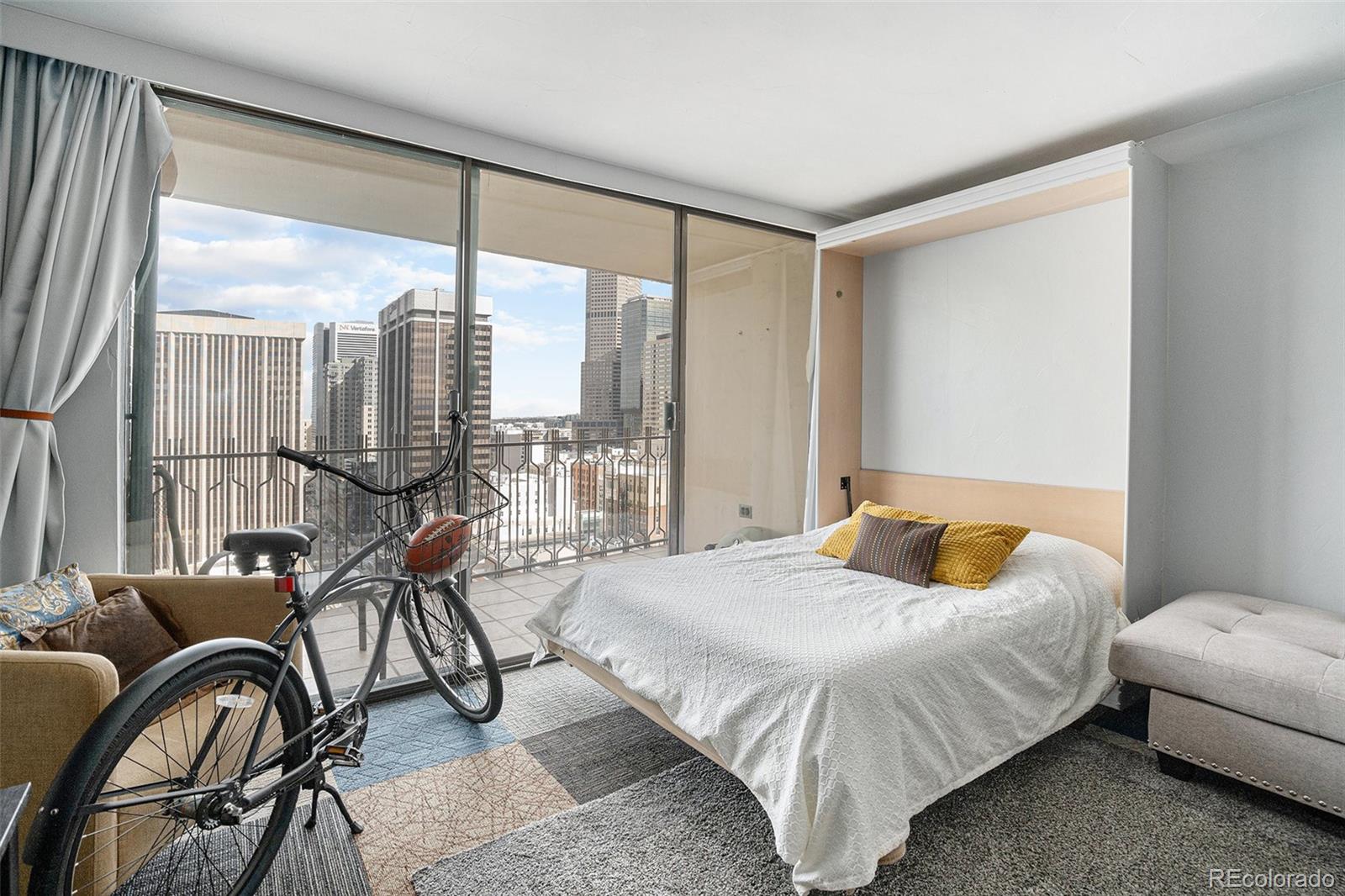 MLS Image #5 for 1020  15th street 24i,denver, Colorado
