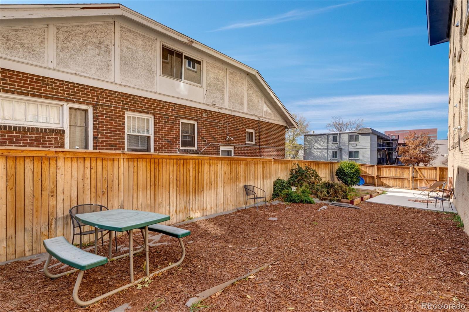 MLS Image #12 for 665 n washington street 8c,denver, Colorado