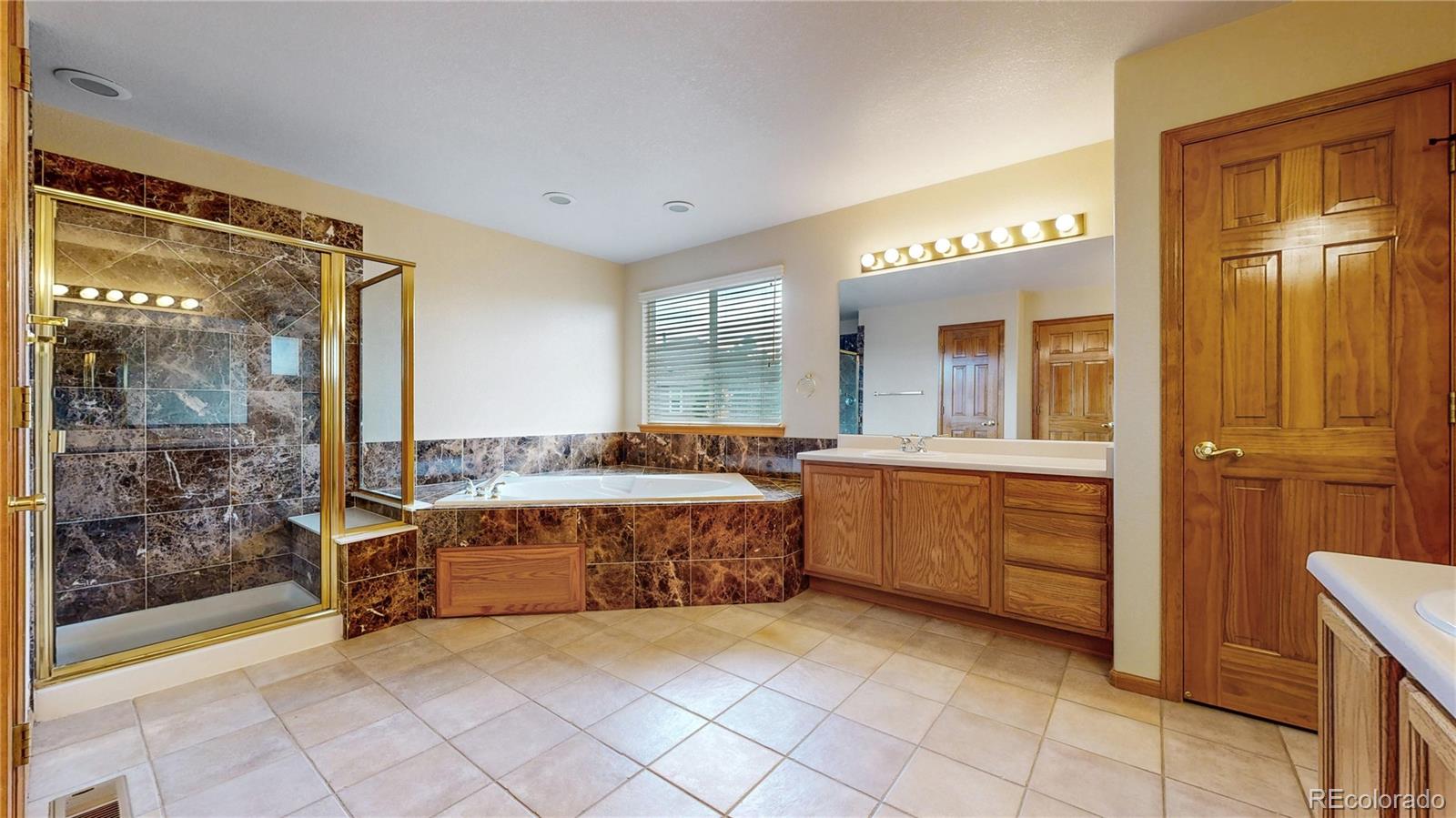MLS Image #16 for 5904 s ukraine street,aurora, Colorado