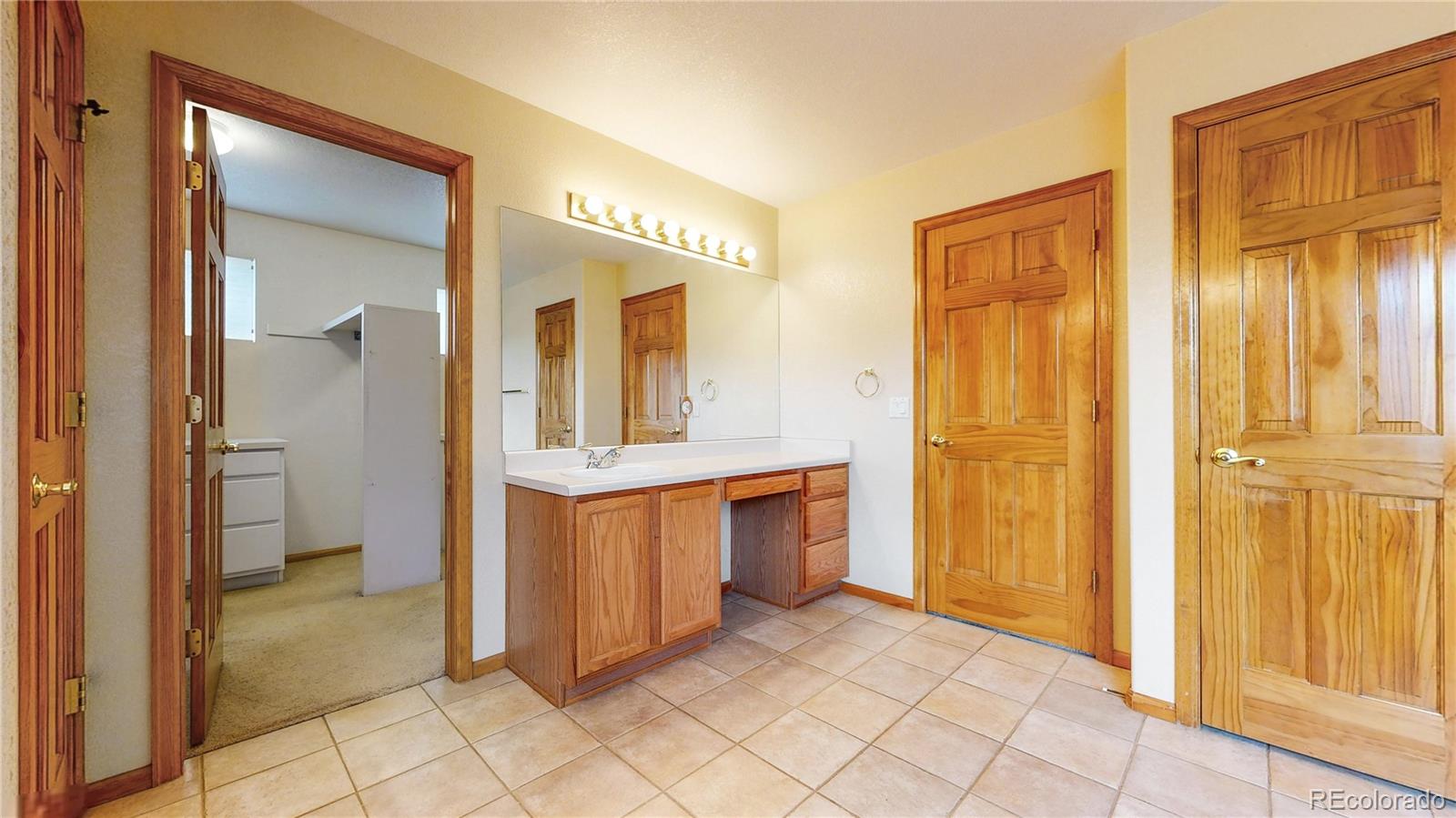 MLS Image #18 for 5904 s ukraine street,aurora, Colorado