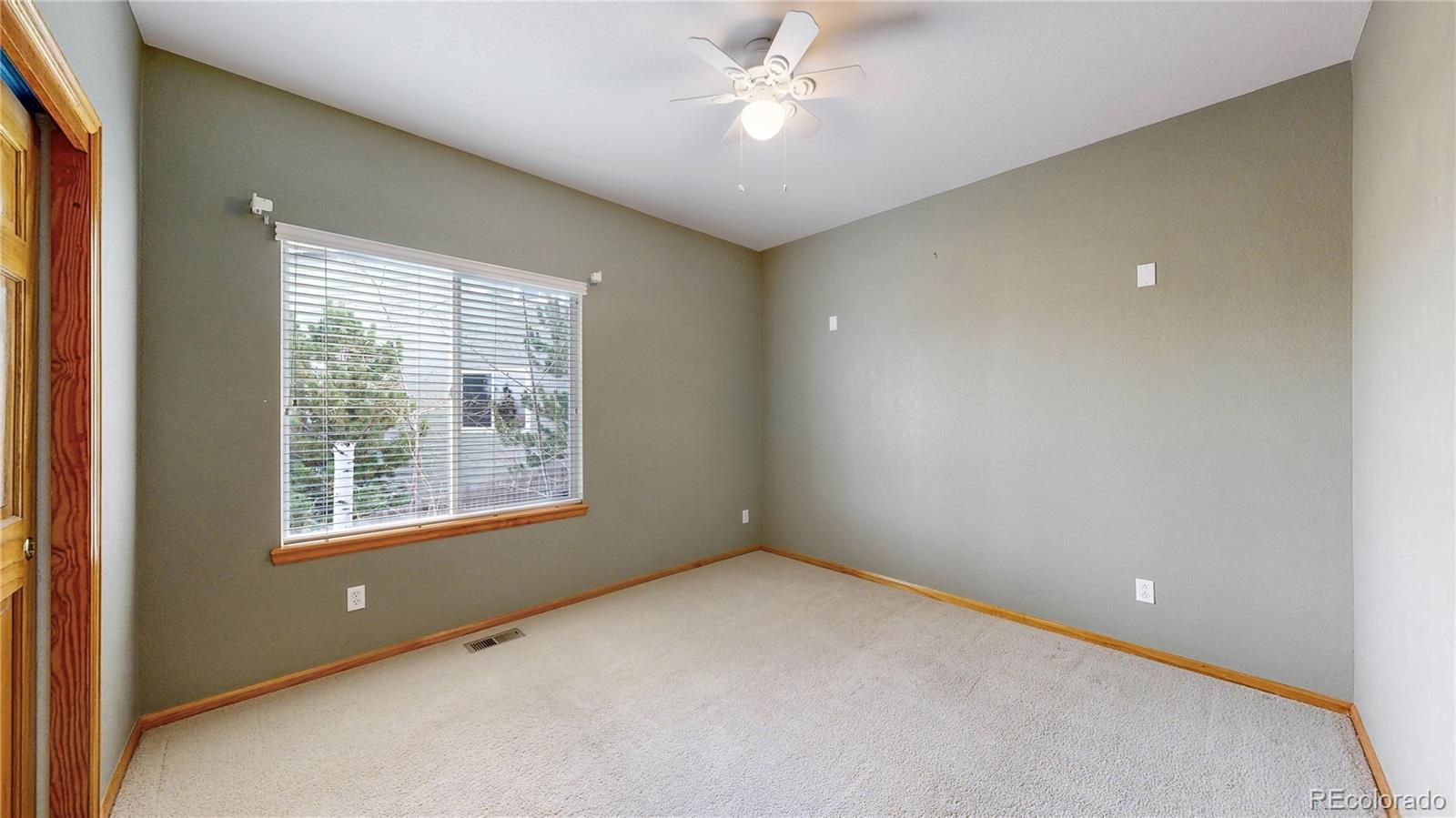 MLS Image #8 for 5904 s ukraine street,aurora, Colorado