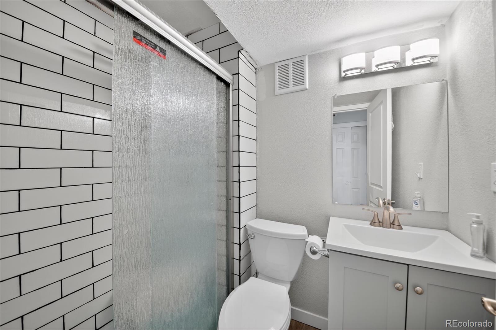 MLS Image #20 for 8274 s ogden circle,littleton, Colorado
