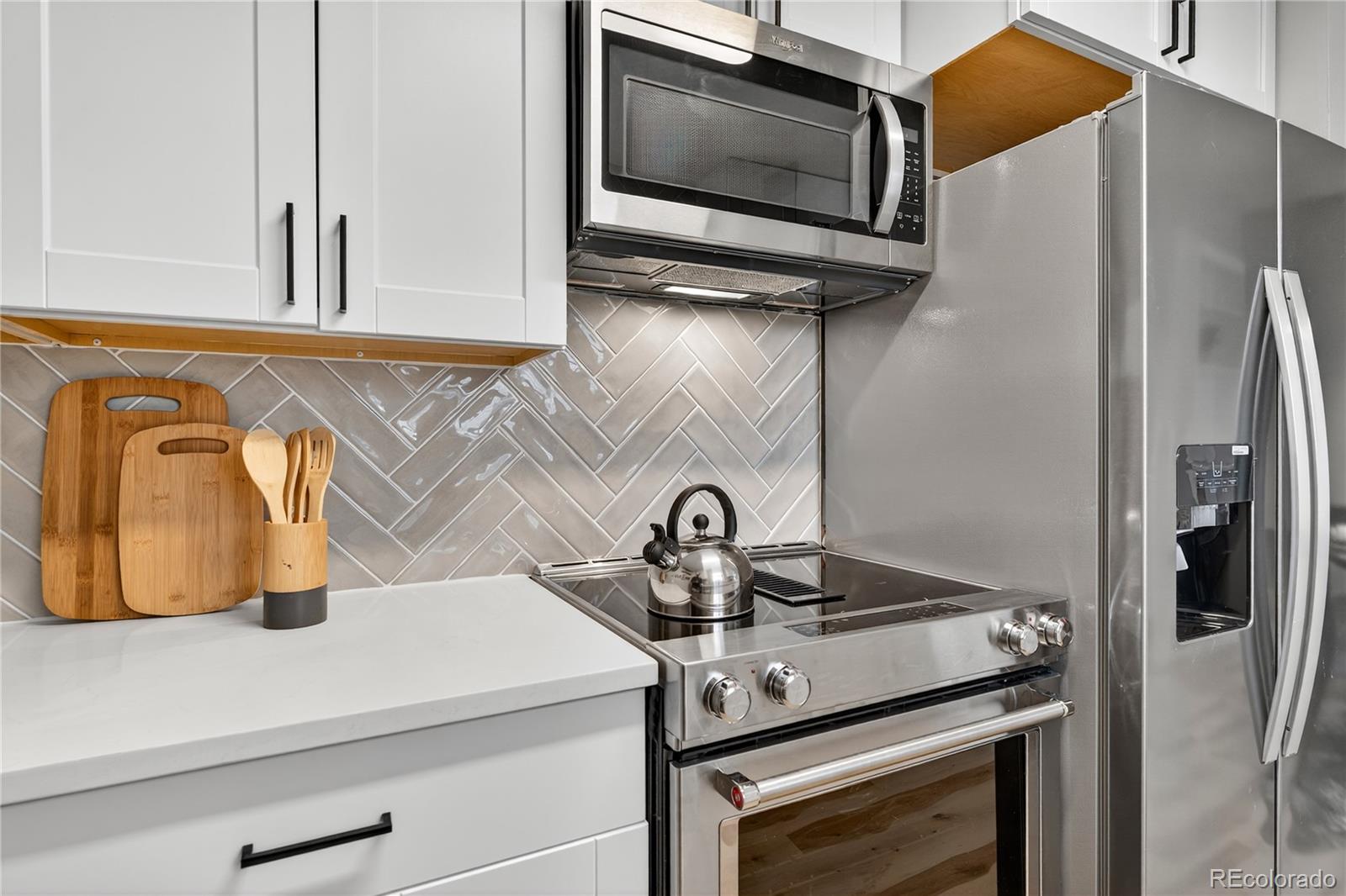MLS Image #14 for 4910 e missouri avenue,denver, Colorado