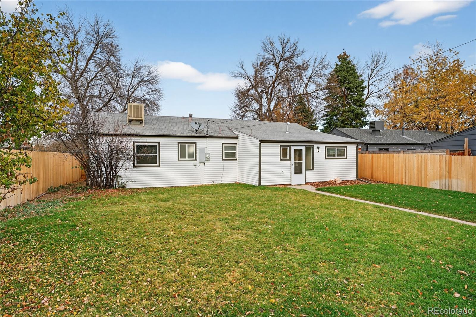 MLS Image #33 for 4910 e missouri avenue,denver, Colorado