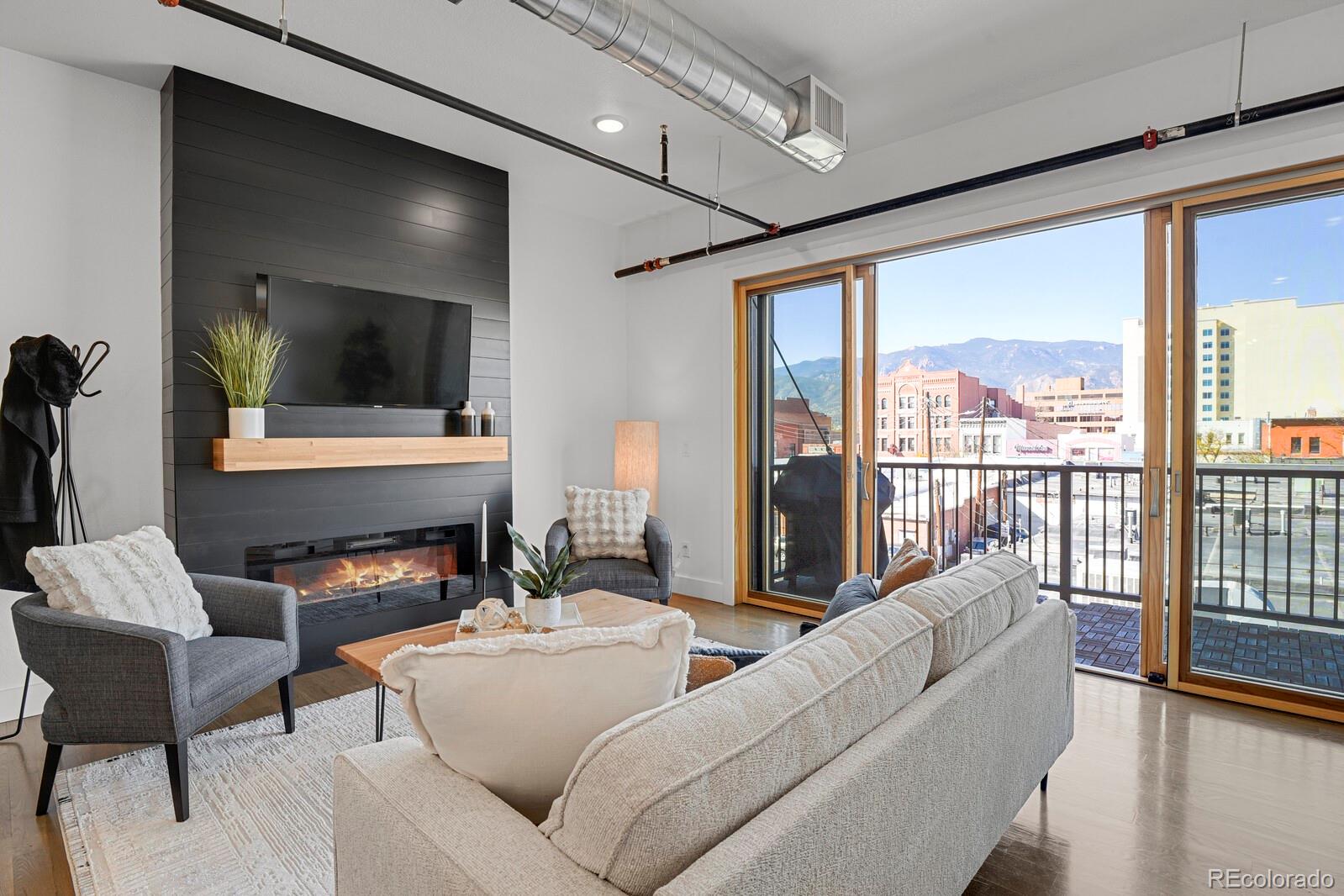 MLS Image #3 for 117 e bijou street,colorado springs, Colorado