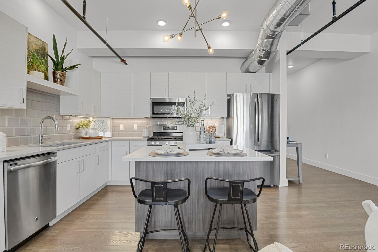 MLS Image #6 for 117 e bijou street,colorado springs, Colorado