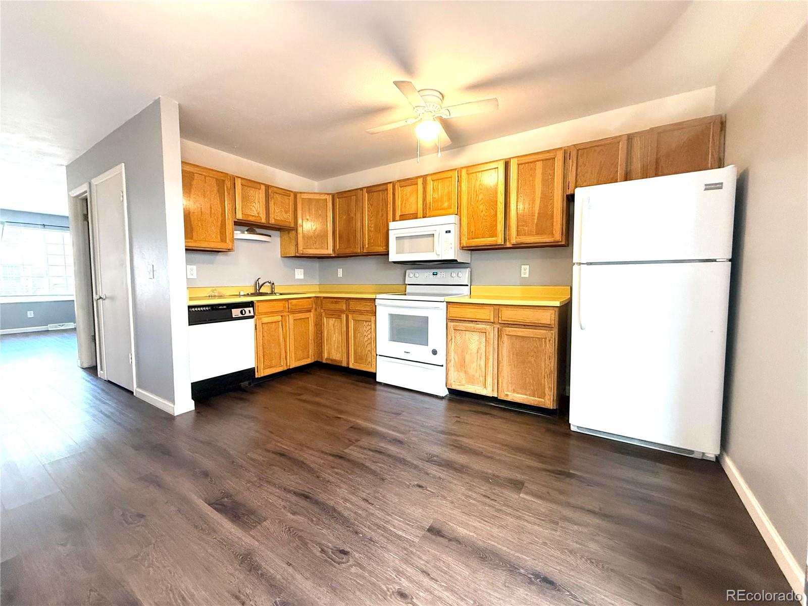 MLS Image #4 for 8905  field street 89,broomfield, Colorado