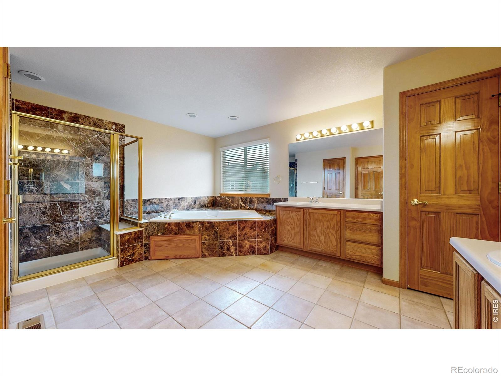 MLS Image #19 for 5904 s ukraine street,aurora, Colorado