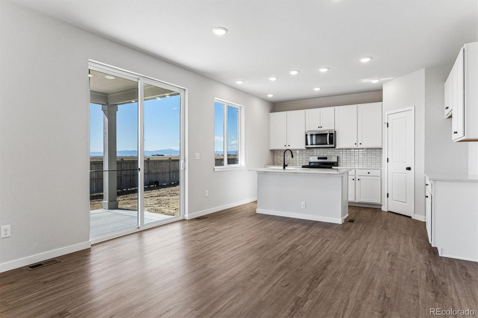 MLS Image #9 for 5816  farmstead place,mead, Colorado