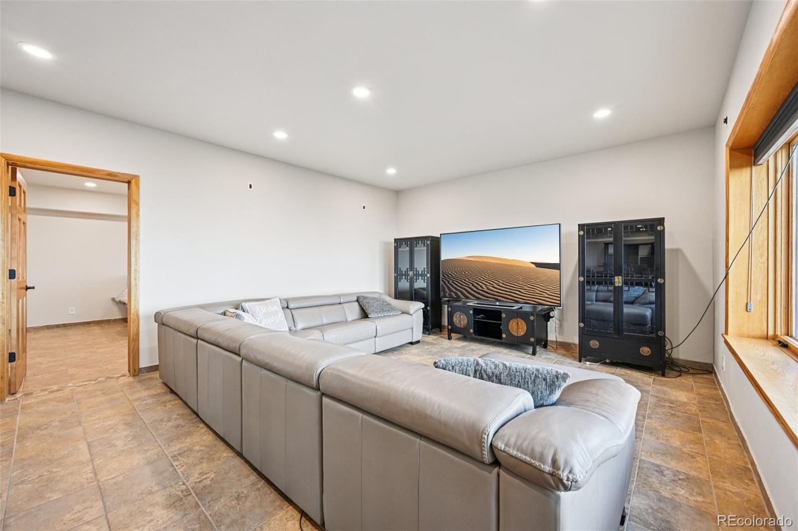 MLS Image #38 for 1417  forest road,manitou springs, Colorado
