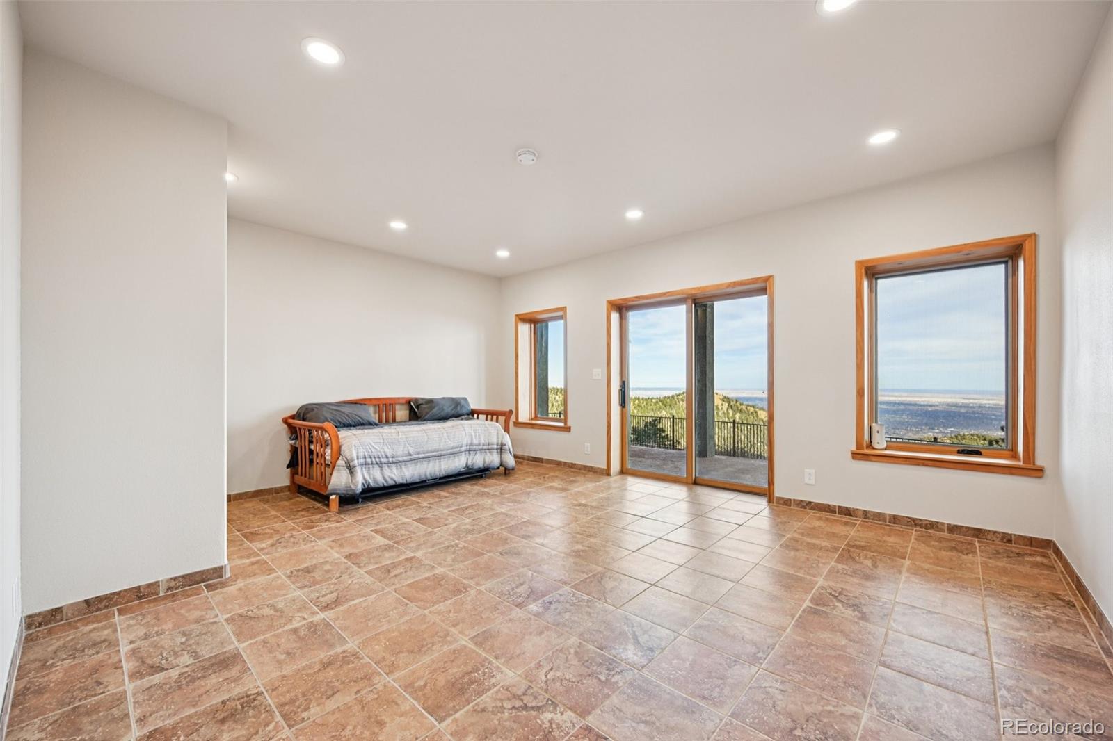 MLS Image #45 for 1417  forest road,manitou springs, Colorado