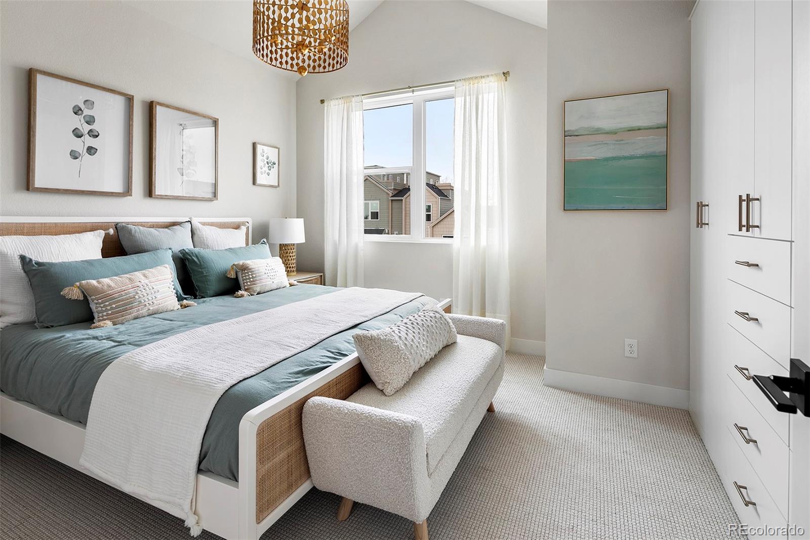 MLS Image #14 for 888 s valentia street,denver, Colorado
