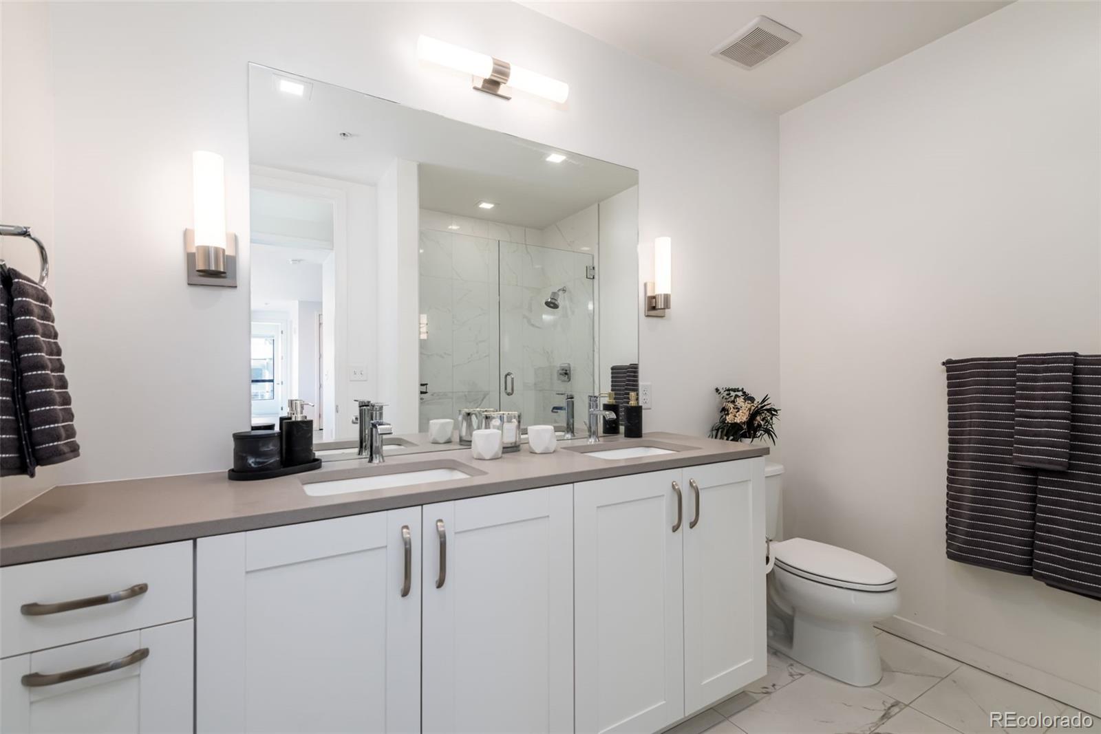 MLS Image #22 for 1735  central street 212,denver, Colorado