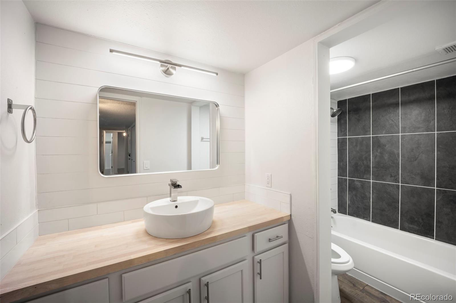 MLS Image #11 for 7665 e eastman avenue c101,denver, Colorado