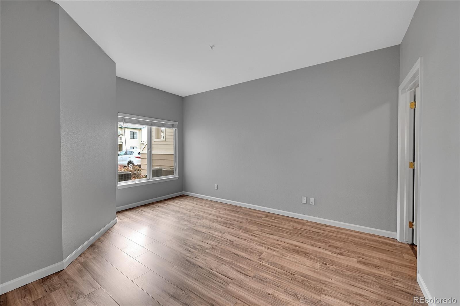 MLS Image #14 for 8707 e florida avenue,denver, Colorado