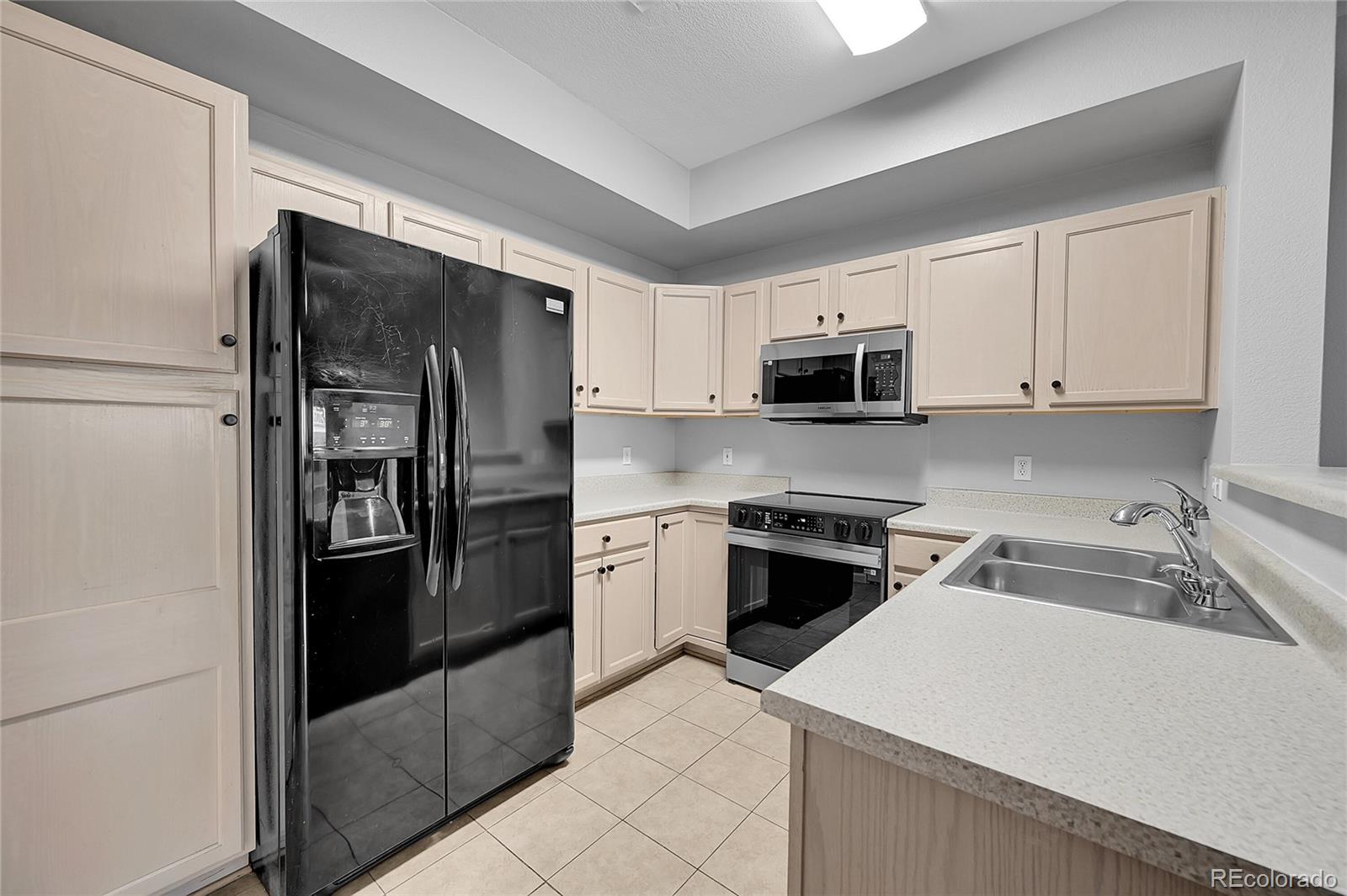 MLS Image #9 for 8707 e florida avenue,denver, Colorado