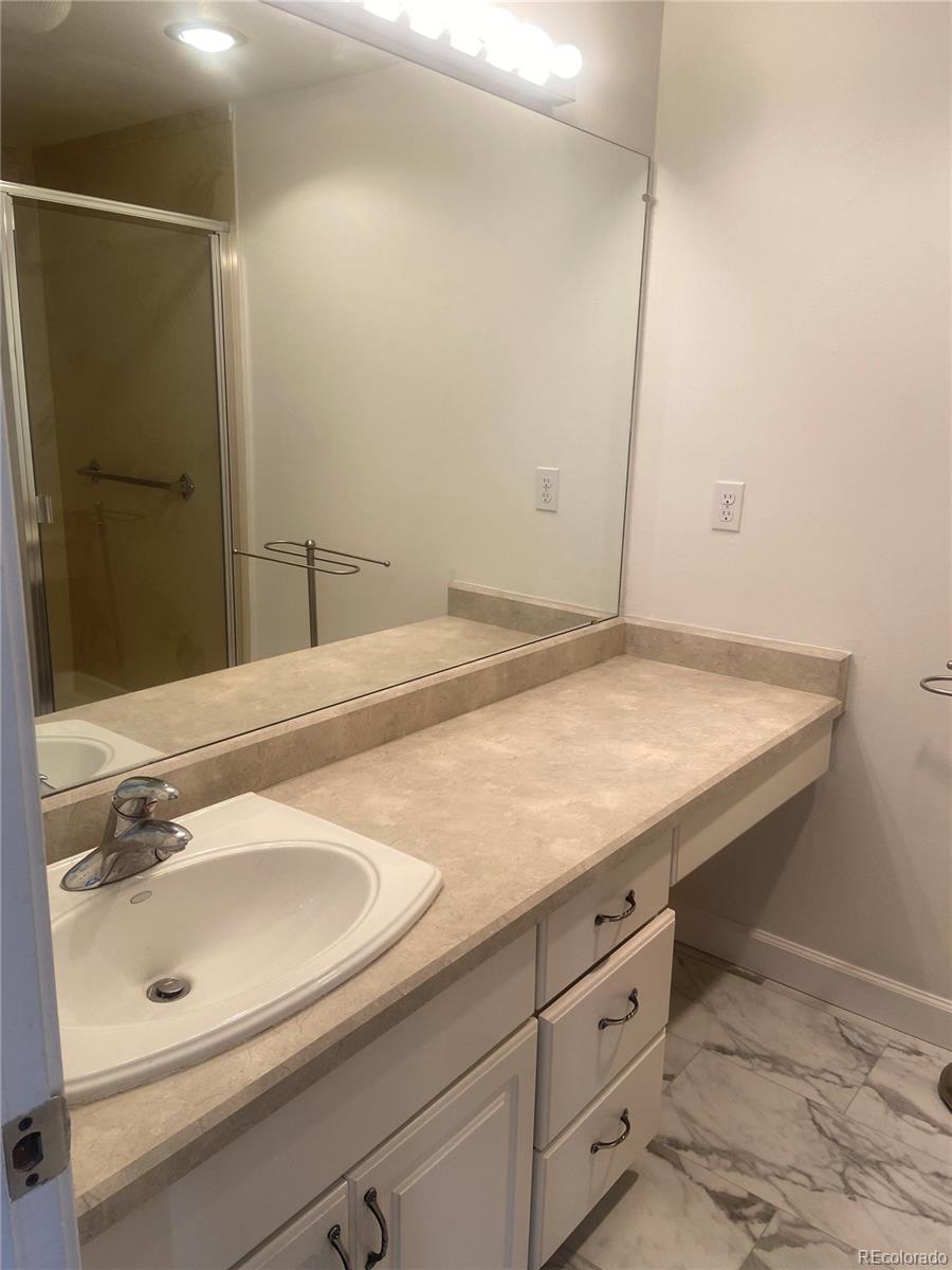 MLS Image #13 for 7877 e mississippi avenue 603,denver, Colorado