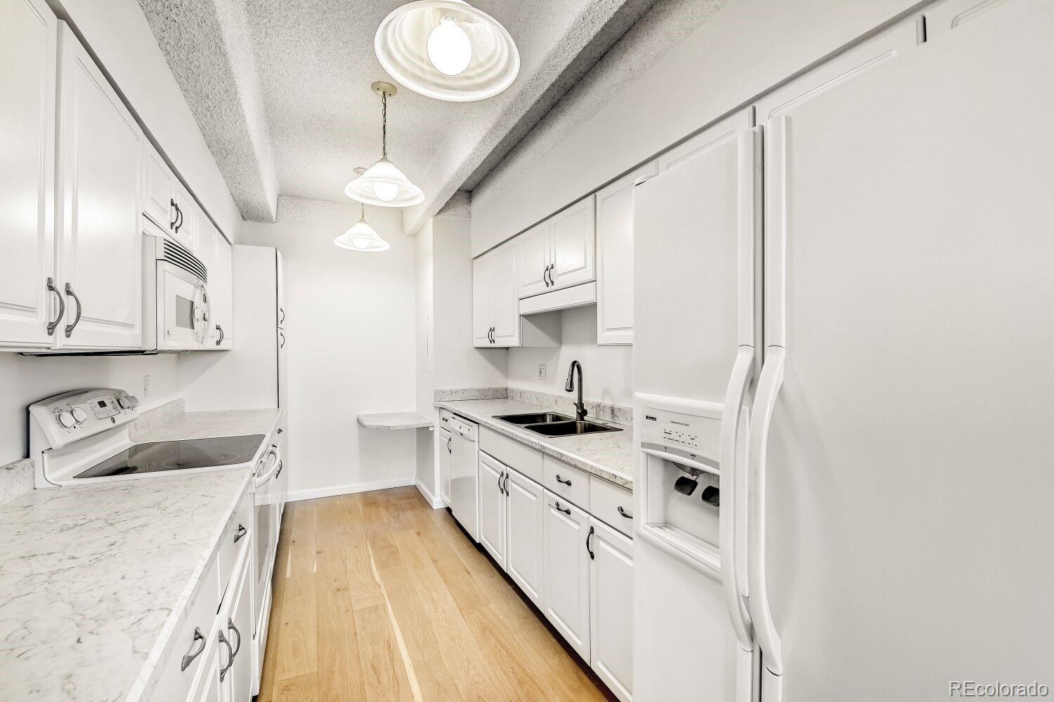 MLS Image #4 for 7877 e mississippi avenue 603,denver, Colorado