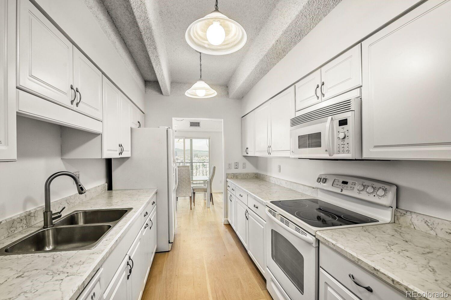 MLS Image #5 for 7877 e mississippi avenue 603,denver, Colorado
