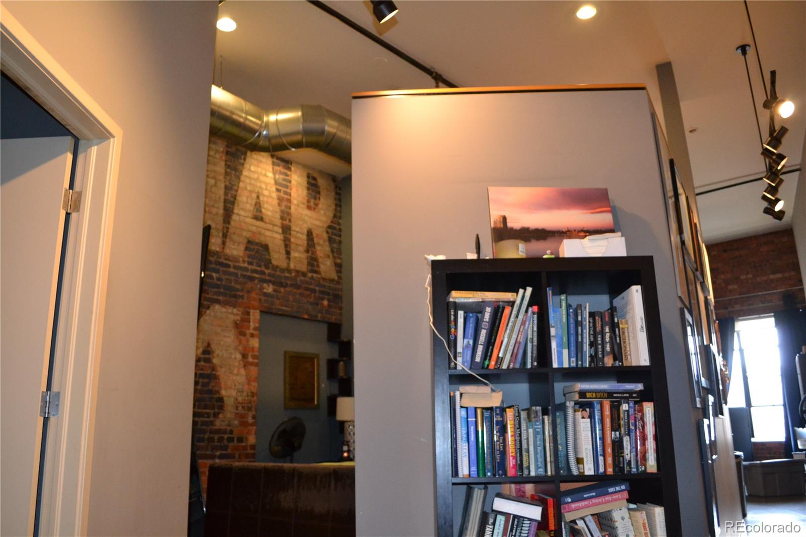 MLS Image #10 for 2500  walnut street 306,denver, Colorado