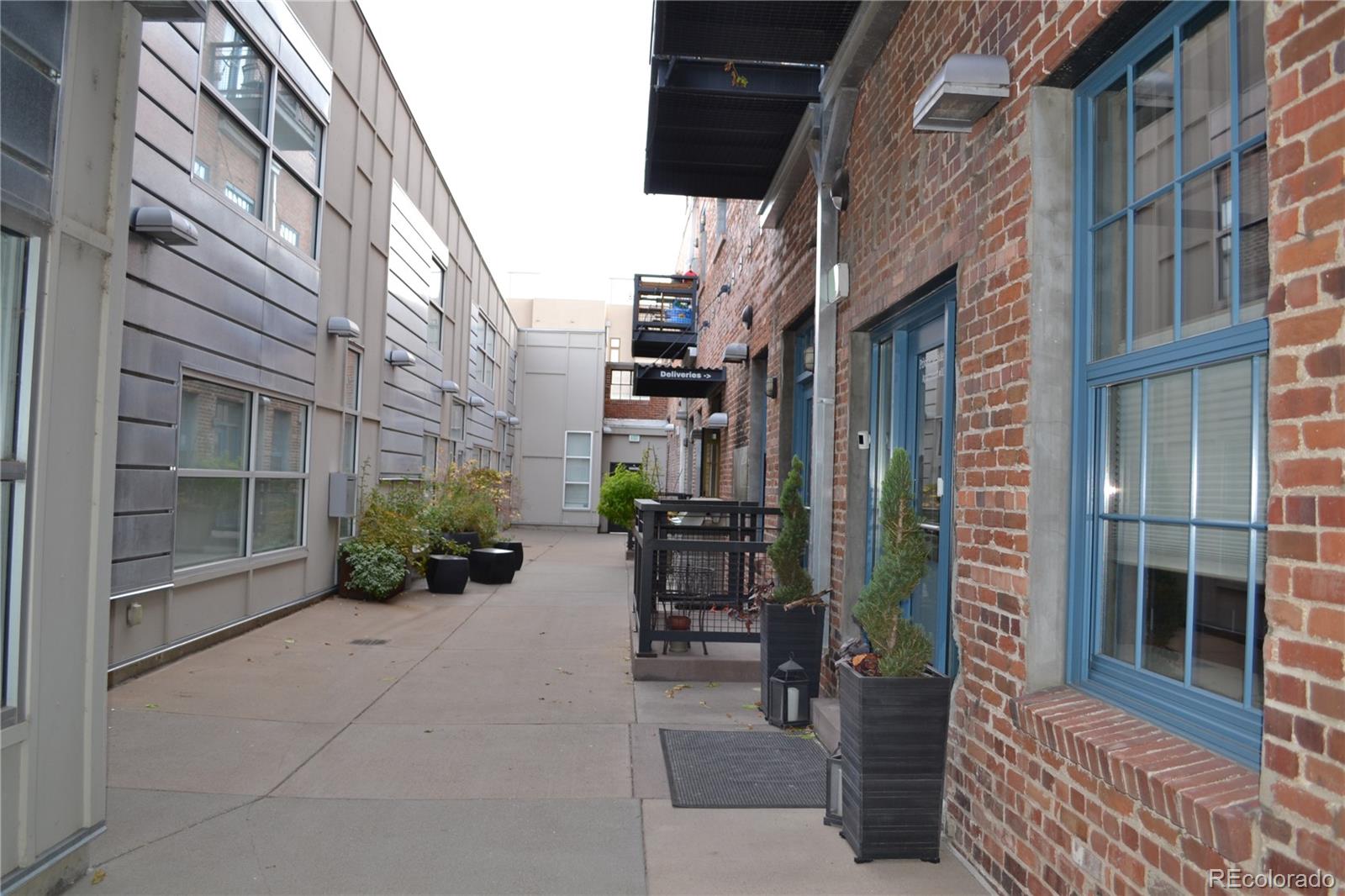 MLS Image #4 for 2500  walnut street 306,denver, Colorado