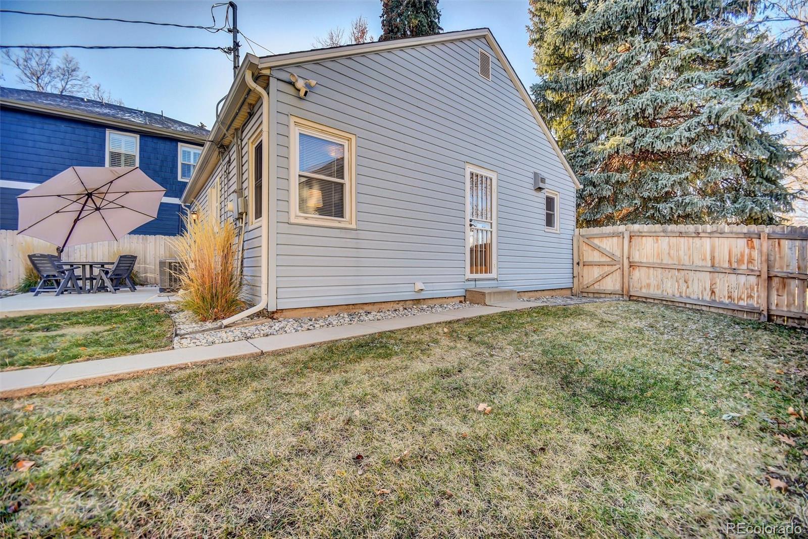 MLS Image #26 for 2628 s high street,denver, Colorado