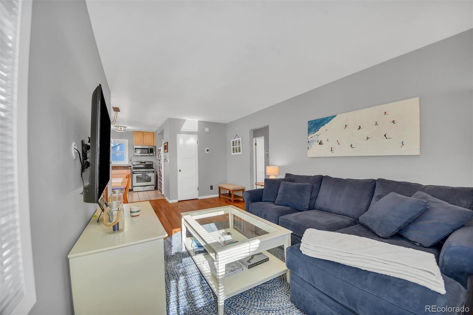 MLS Image #6 for 2628 s high street,denver, Colorado