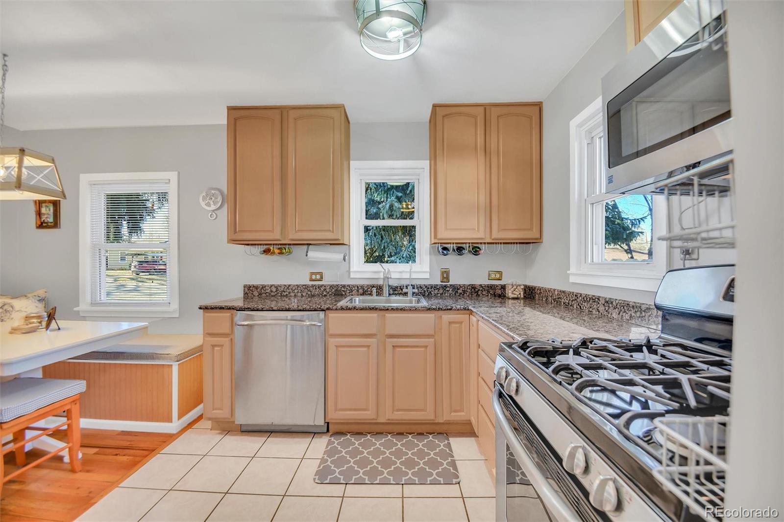 MLS Image #9 for 2628 s high street,denver, Colorado