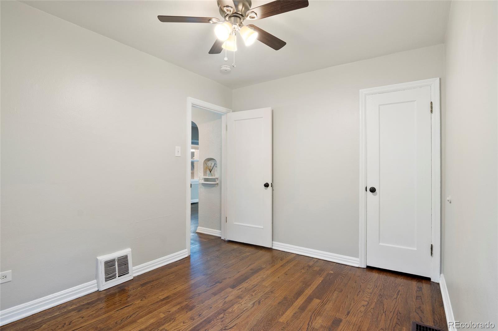 MLS Image #11 for 1444  willow street,denver, Colorado