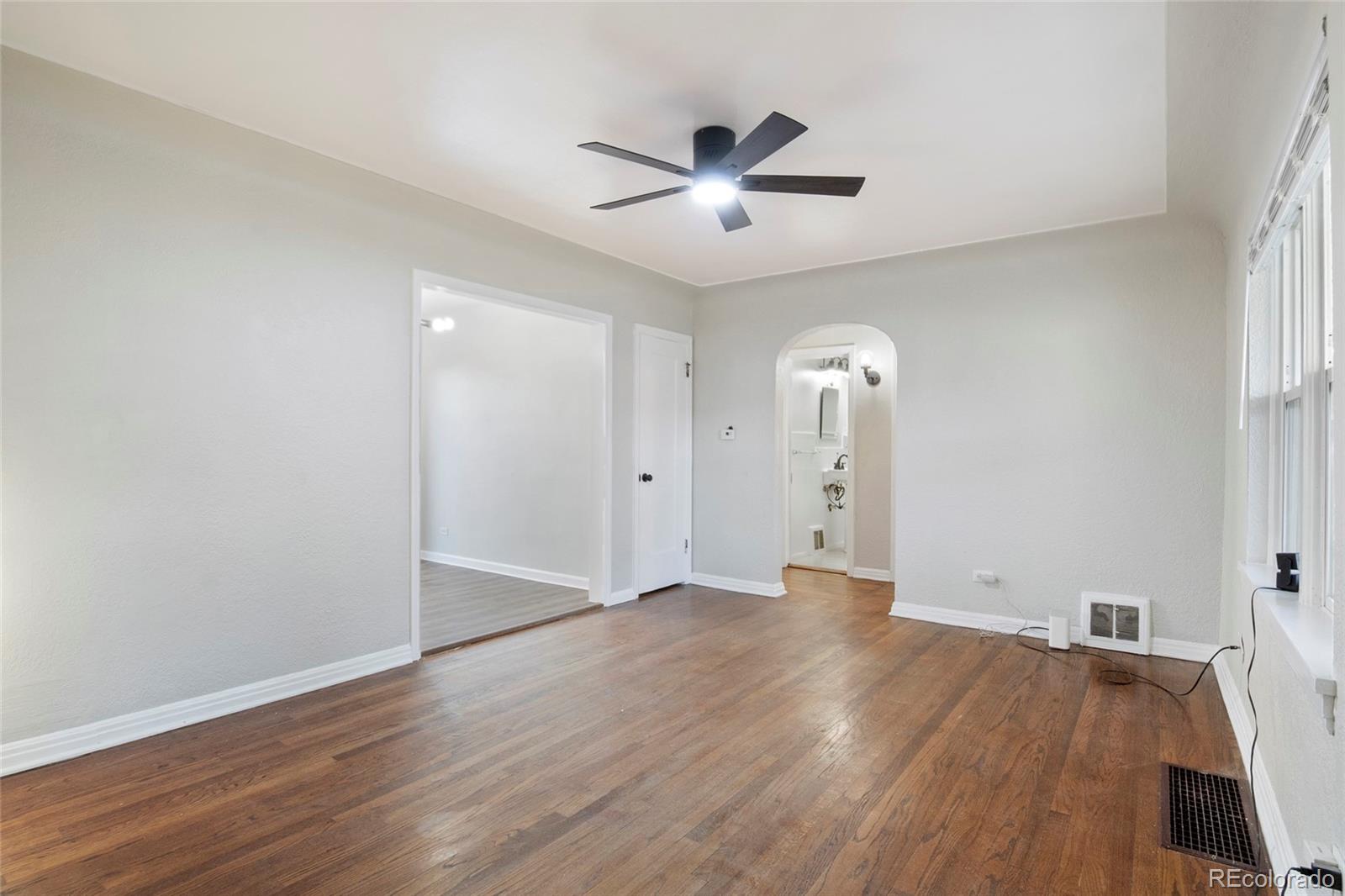 MLS Image #6 for 1444  willow street,denver, Colorado