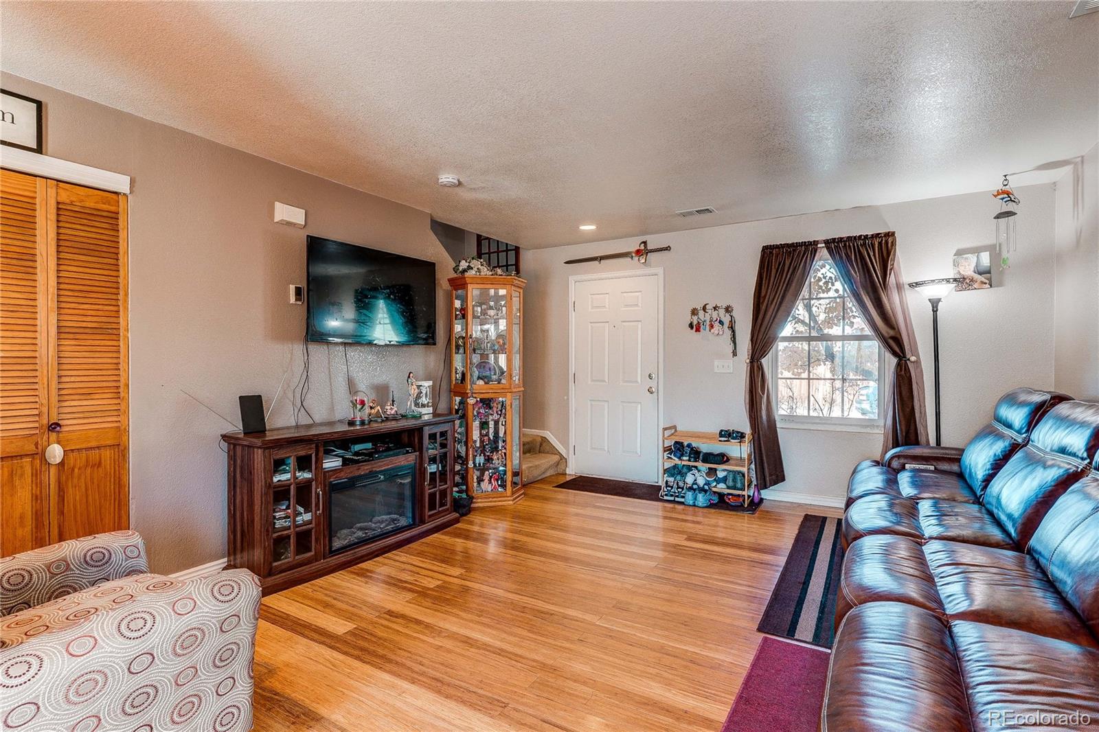 MLS Image #2 for 4884 e 101st court,thornton, Colorado
