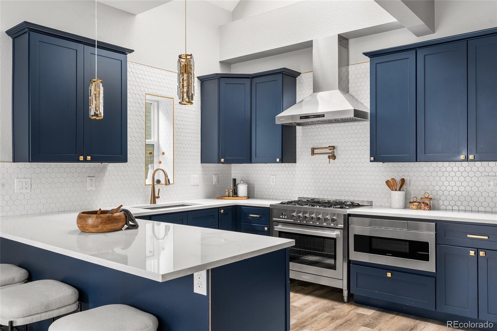 MLS Image #21 for 1742 n pearl street,denver, Colorado