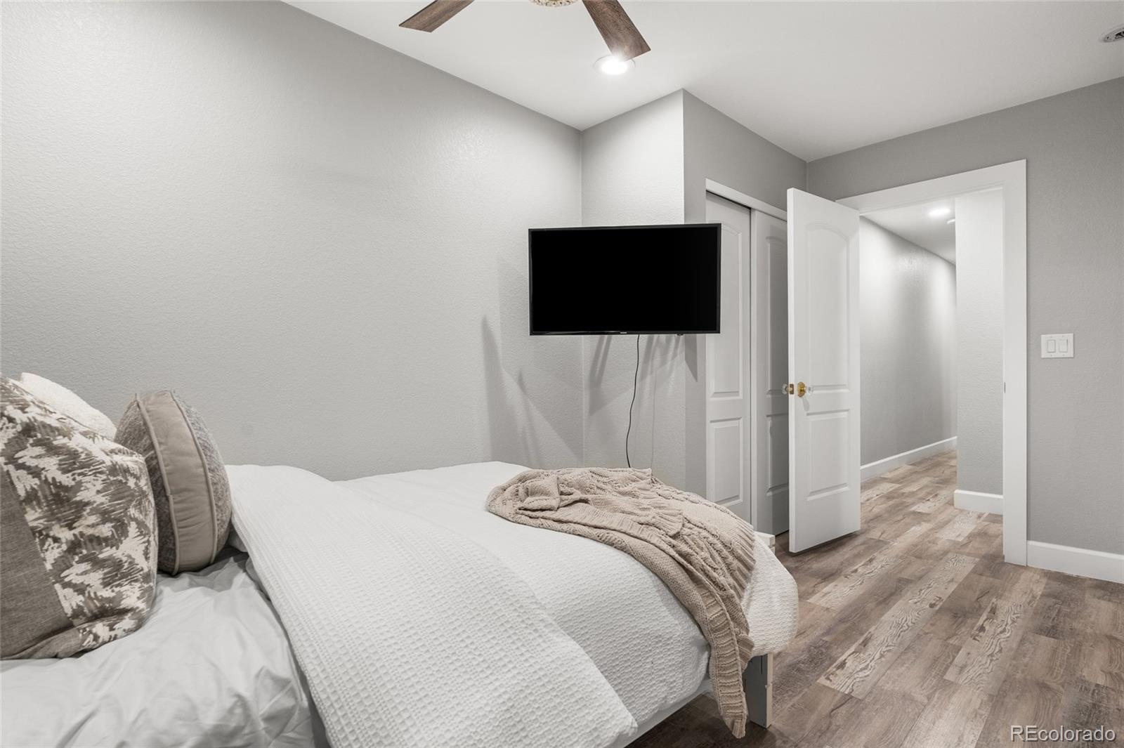 MLS Image #49 for 1742 n pearl street,denver, Colorado