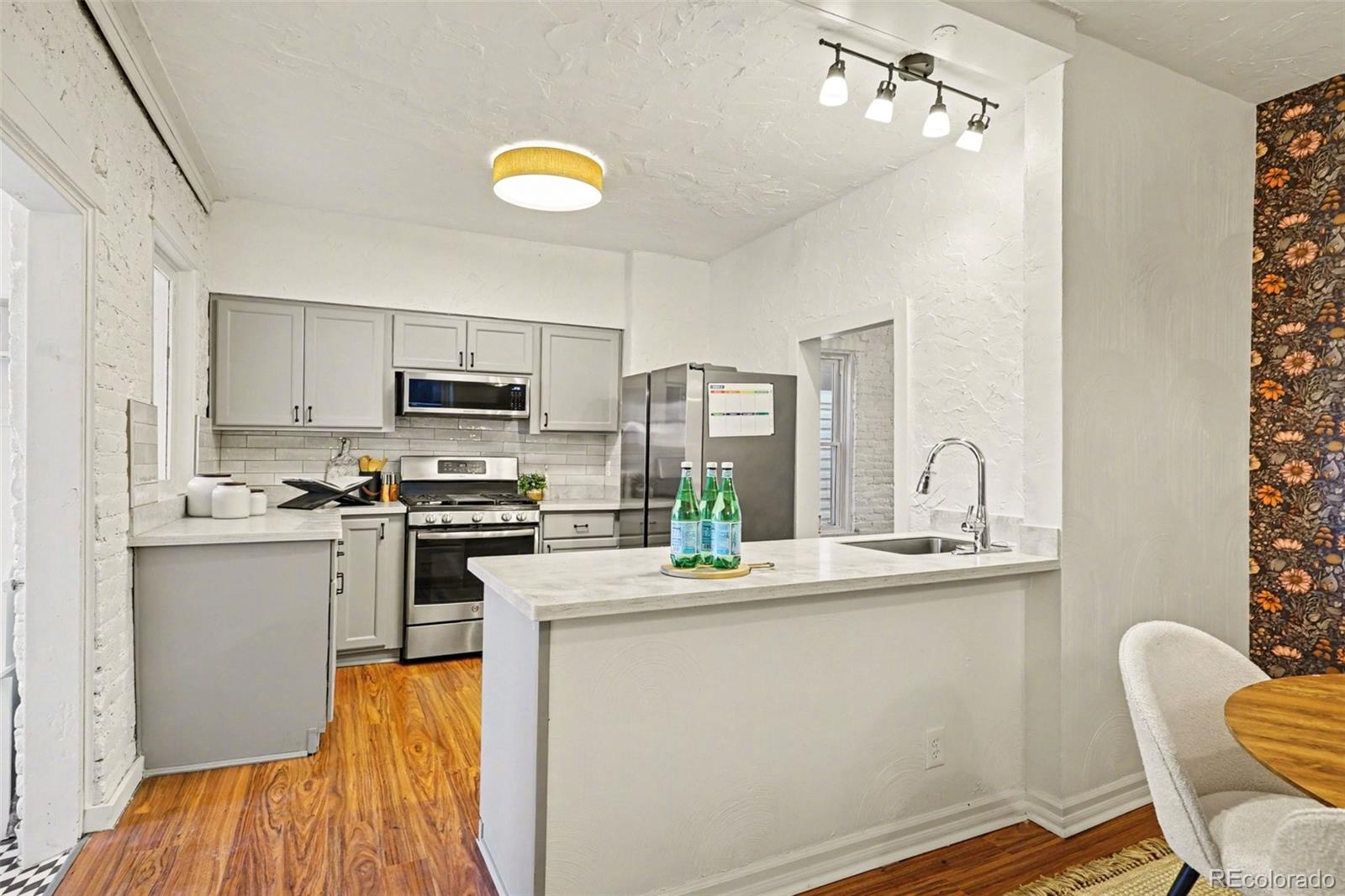 MLS Image #13 for 1209 s pennsylvania street,denver, Colorado