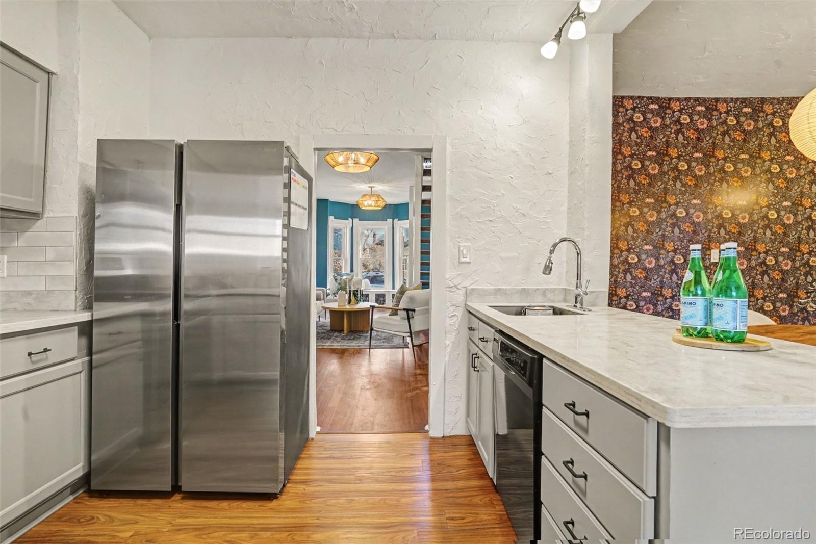 MLS Image #16 for 1209 s pennsylvania street,denver, Colorado