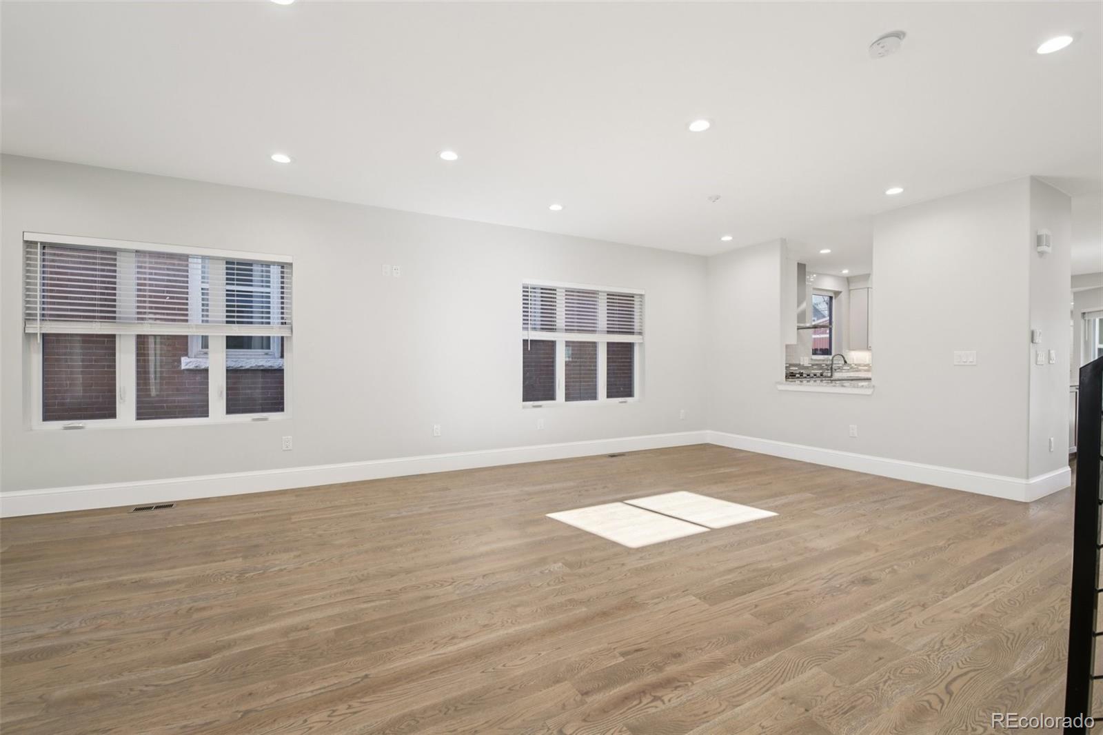 MLS Image #2 for 260 s grant street,denver, Colorado
