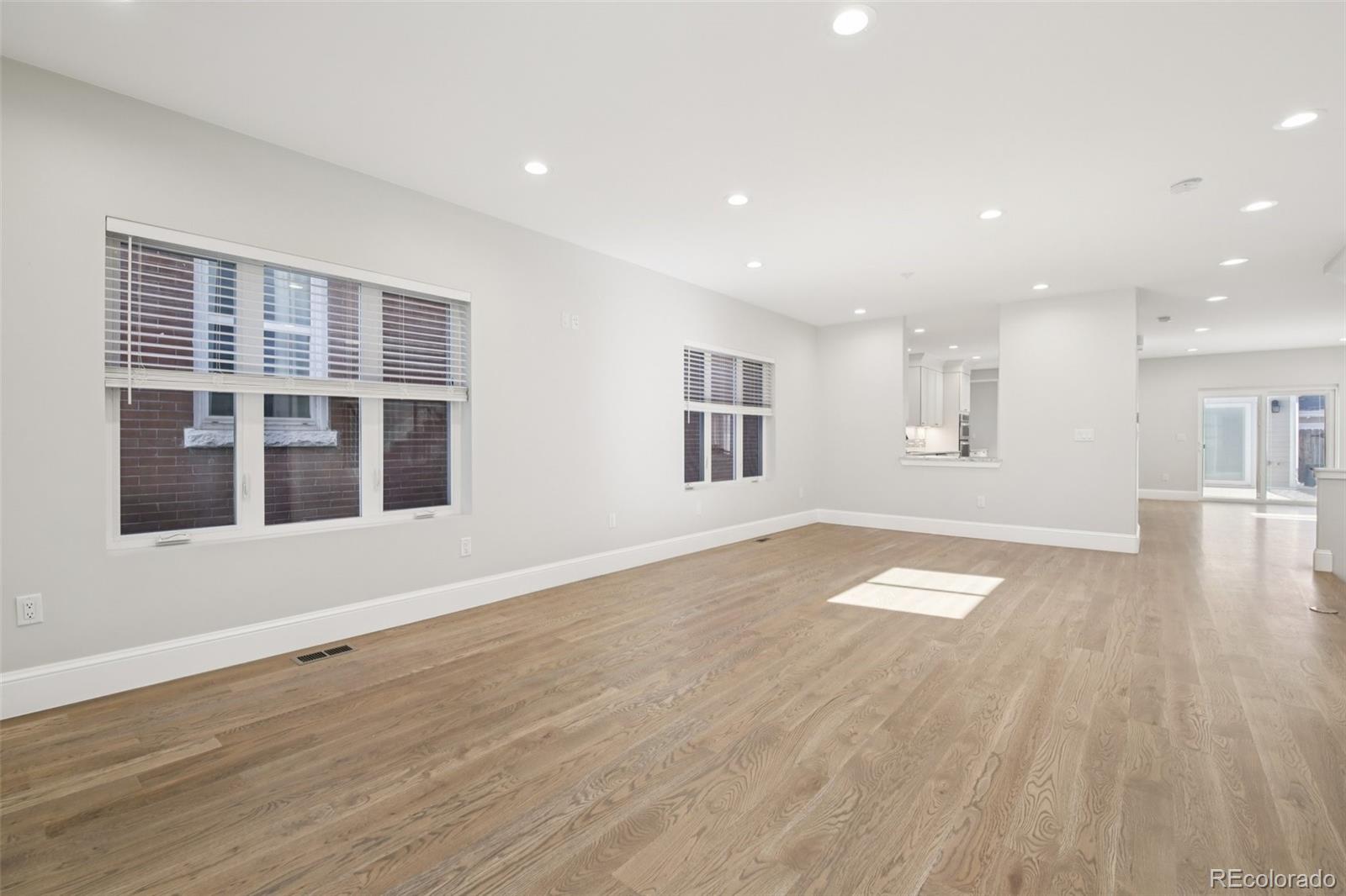 MLS Image #3 for 260 s grant street,denver, Colorado