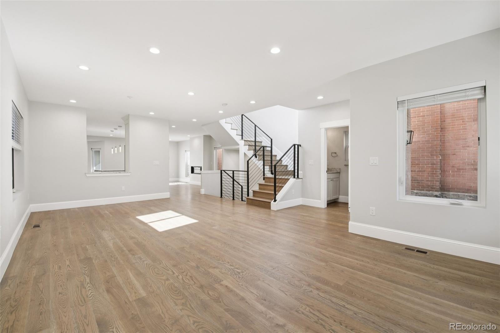 MLS Image #4 for 260 s grant street,denver, Colorado