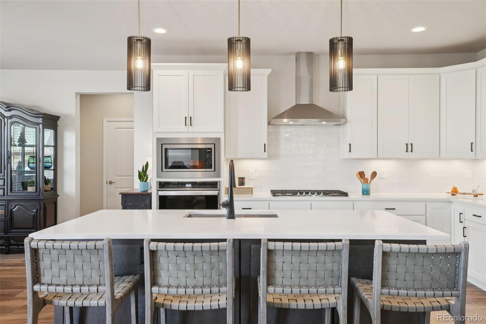 MLS Image #9 for 624  simmental loop,castle rock, Colorado