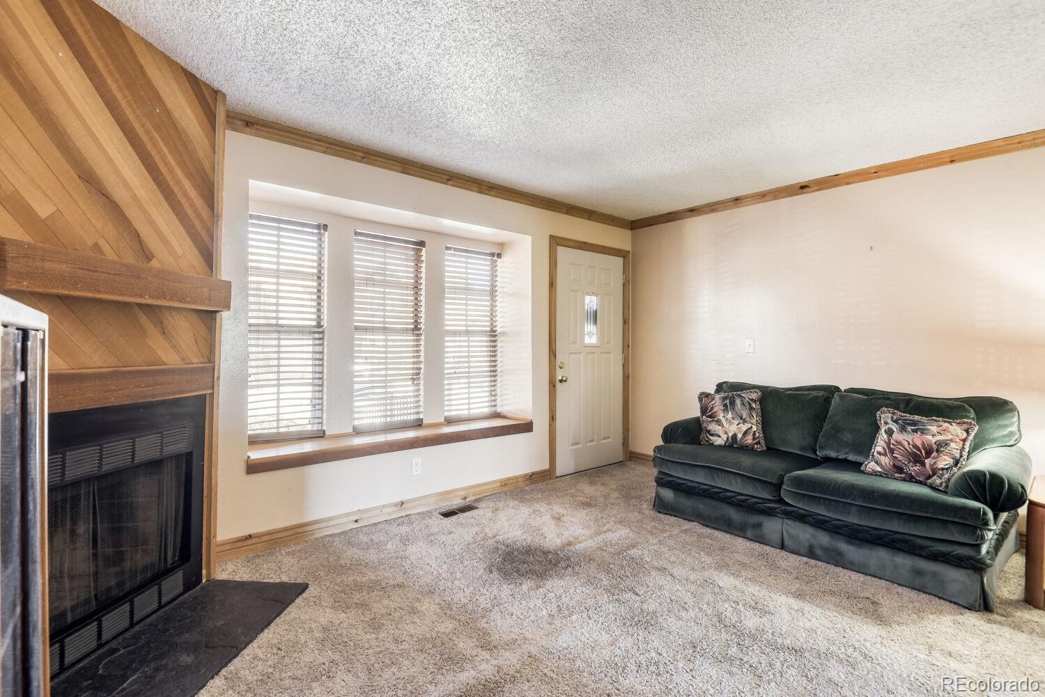 MLS Image #2 for 17477 e rice circle,aurora, Colorado