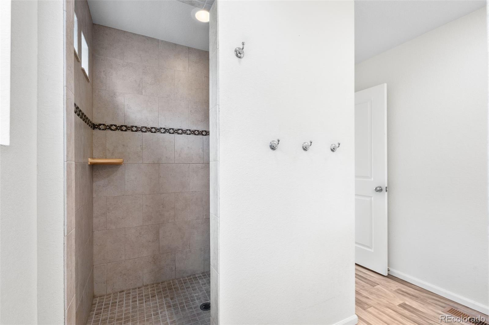 MLS Image #15 for 18260 e 44th avenue,denver, Colorado